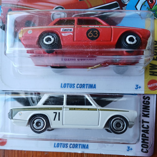 Hot wheels lotus - lotus, 2