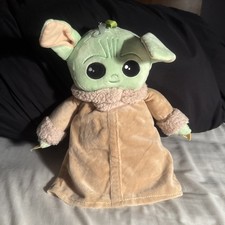 PRIMARK DISNEY HOT WATER BOTTLE WITH STAR WARS MANDALORIAN BABY YODA COVER