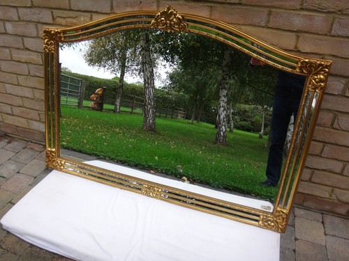 Deknudt gilt over mantle - gilt,