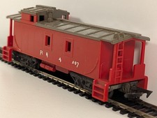 Tri-ang R.115 Red Caboose