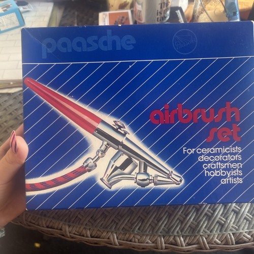 Paasche airbrush set for