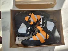 Vintage Javelin shoes adistar 2000 Mens 9 1/2 suede with spare studs