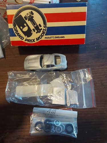 Grand prix models aston - grand,