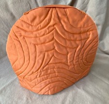 HAND MADE 1970s QUILTED