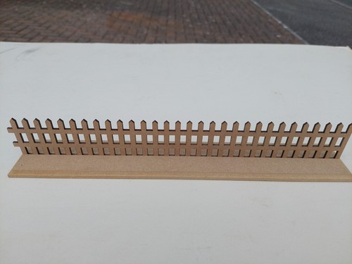 12th scale palisade fence - scale,