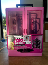 New - Barbie Fashionistas