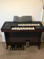 Lovely double tiered Yamaha