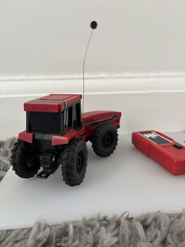 Ertl international harvester - international,