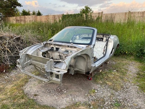 Mgf body shell excellent - body,