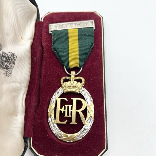 Genuine qe2 1963 - genuine,