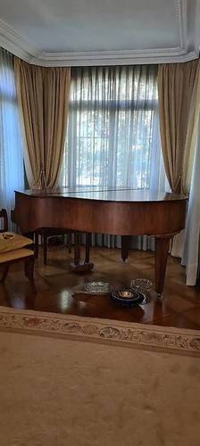 Beautiful grand piano - beautiful,