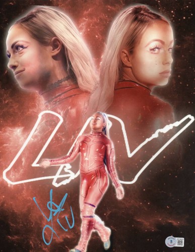 Liv morgan signed autograph - morgan,
