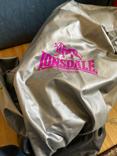 Lonsdale london hanging - london, punch
