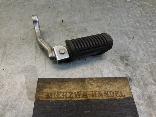 Suzuki gn125 125 footrest - suzuki,