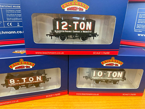 Bachmann branch line 76 - bachmann, oo