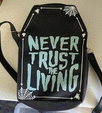 Gothic Shoulder Bag Women PU Leather Coffin Shape Handbag for Halloween Cosplay