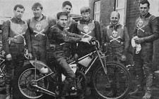 POOLE PIRATES 1966 SPEEDWAY TEAM PHOTOGRAPH