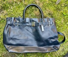 Suzy Smith Black Handbag With