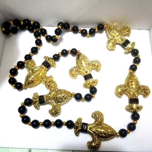 Mardi gras bead fleur - mardi,