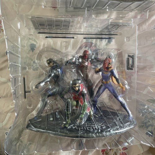 Gotham knights collector - gotham,