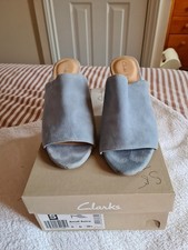 Clarks Slip-on Ladies Suede