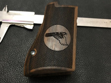 DESERT EAGLE TURKISH WALNUT WOOD GRIPS CHECKERED