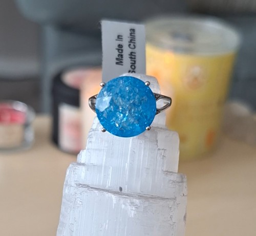 Gems blue crackled quartz - blue,