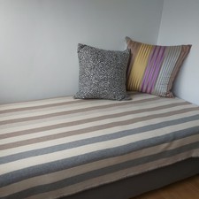 ikea single  divan bed with