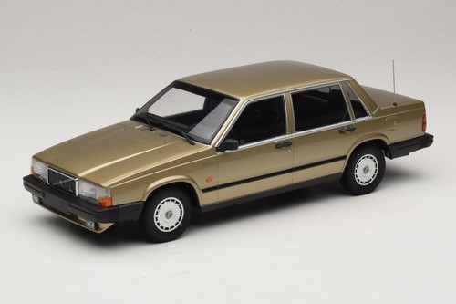 Volvo 740 gold minichamps - 740,
