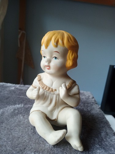 Antique bisque piano baby - piano,