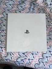 PS4 Pro Used with 512 GB HHD