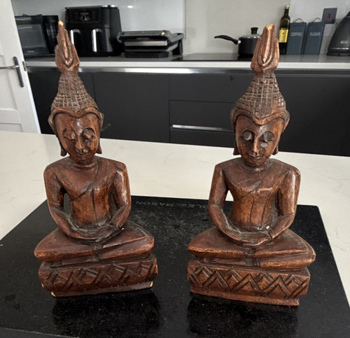 Set carved wooden - 2, seated