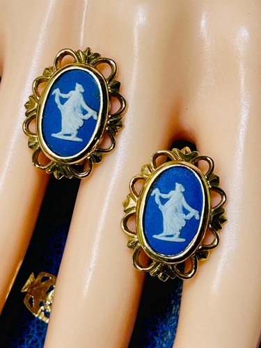 Vintage wedgwood blue - vintage,