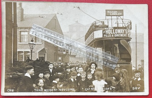 Newsome huddersfield tram - newsome,,