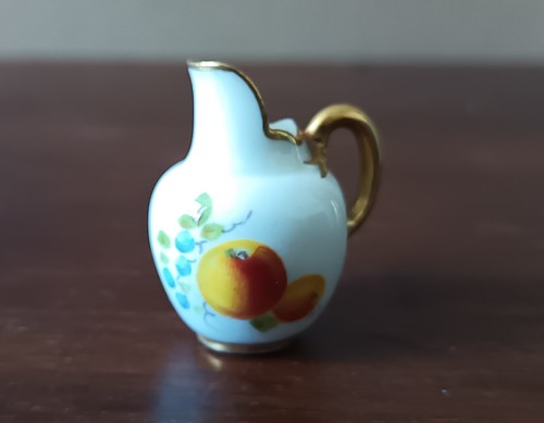 Lovely royal worcester - royal, hand