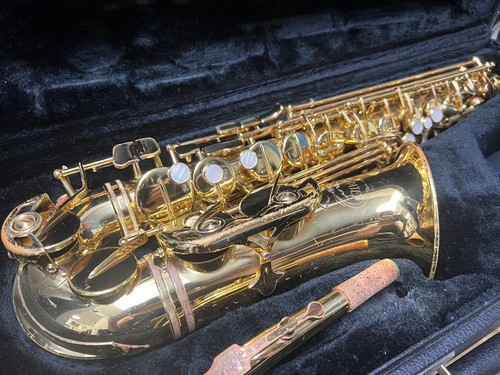 Alto saxophone - alto,