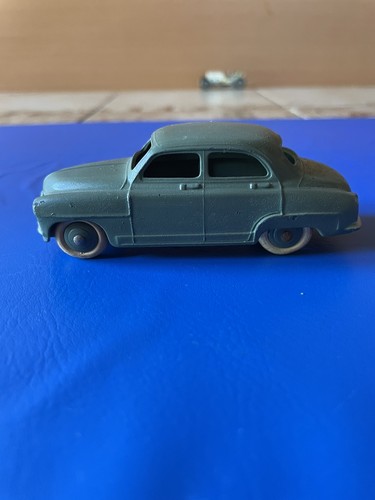 Dinky toys simca round 24u - simca,