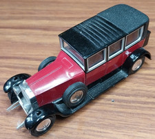 MATCHBOX MODELS OF YESTERYEAR Y-36 RED/BLACK ROLLS-ROYCE PHANTOM 1