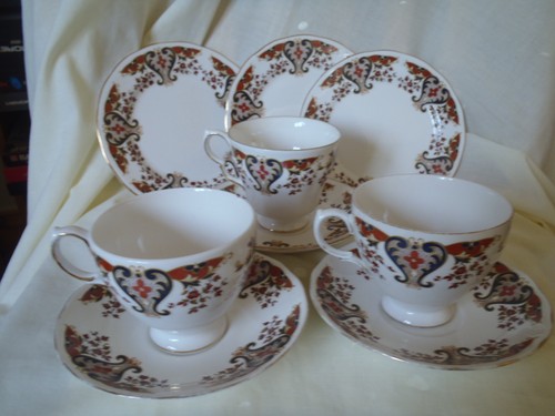 Colclough royale pattern bone - ,