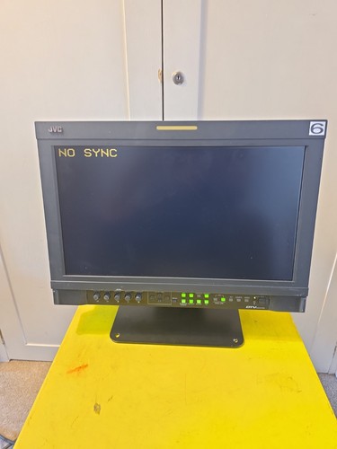 Jvc v17g1 lcd bnc - 17",