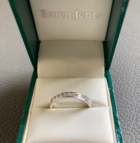 Ernest jones 18ct white - jones, gold