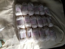 Patons Baby Pure Wool 3ply 18 x 25g balls 504 Snow White