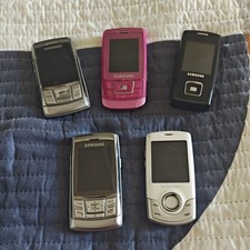 Job Lot Of 5 X Samsung Mobile Phones For Spares Or Repairs D840 D900i E900 S3100