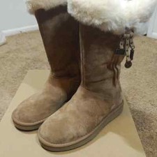 New Ugg Australia - Women's