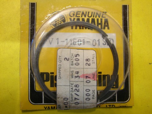 Nos yamaha brand piston - yamaha,