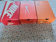 Bundle Empty Sports Shoe