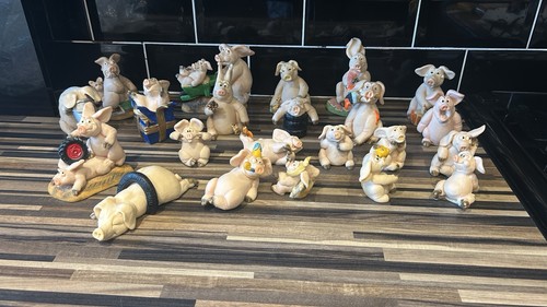 Piggin pigs collectible - pigs,