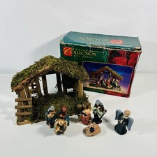 Vintage Nativity Set 7 Piece