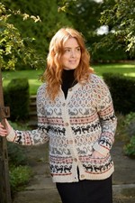 Pachamama Hand Knitted 100%