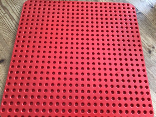 Red duplo plate x38 - plate,